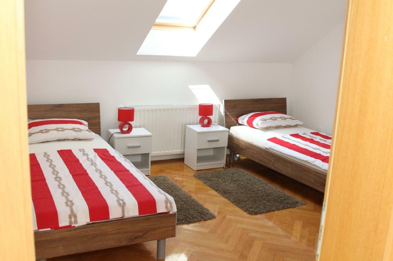 Apartments "Pavic" Near Zagreb Airport Nagygorica Kültér fotó